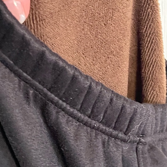 Black fur-lined leggings. Like new. - Picture 2 of 2